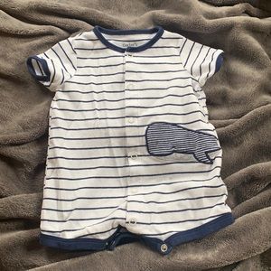 Carter’s full snap whale onesie